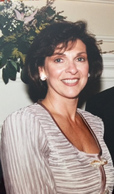 Elaine Carucci